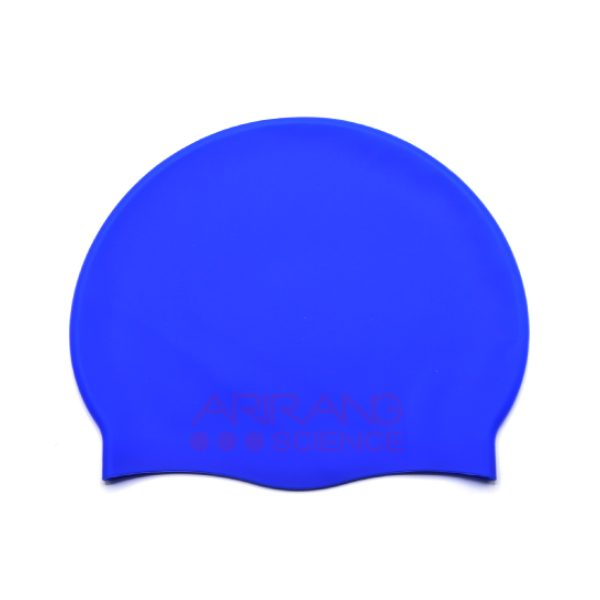 서로 다른 물질로 만든 모자 중 - 고무로 만든 실리콘수영모